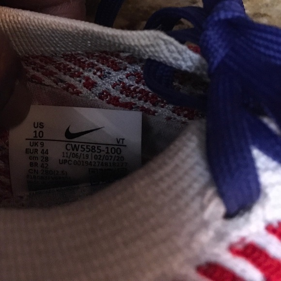 Men’s Nike vapor max sneakers size 10 rare find patriot colors - Picture 4 of 5